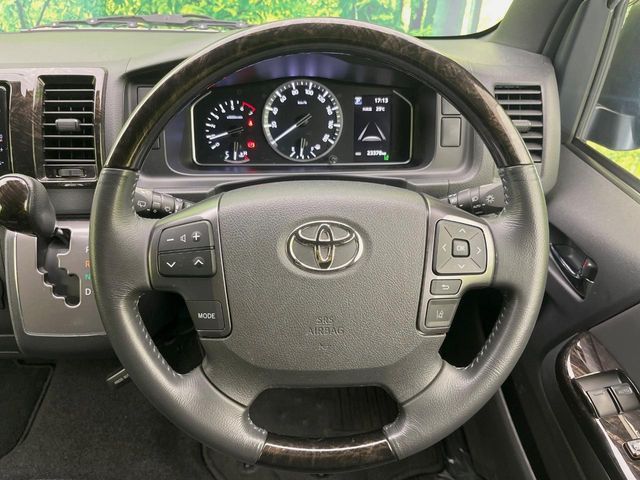 HIACE van 2WD