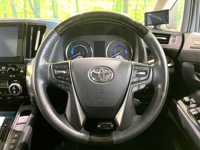 ALPHARD hybrid 4WD