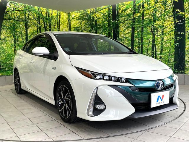 PRIUS PHV