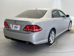 CROWN sedan