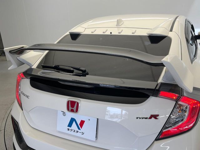 CIVIC hatchback