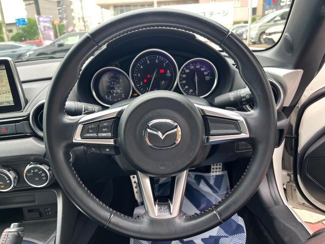 ROADSTER