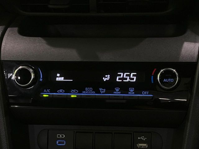 YARIS CROSS HYBRID