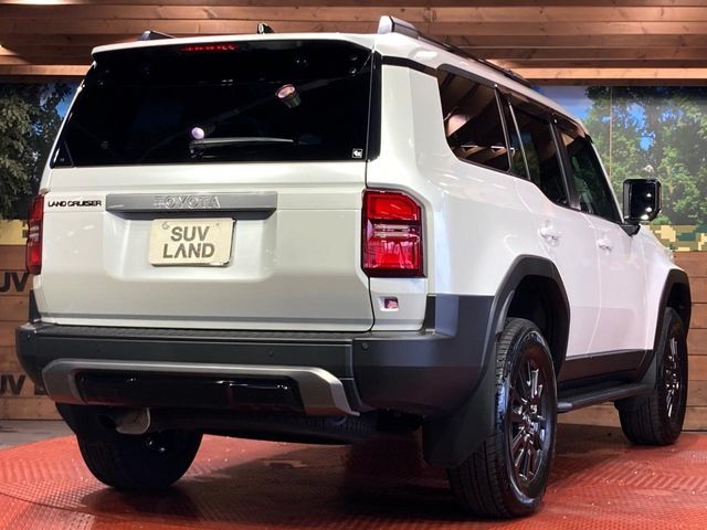LANDCRUISER 250
