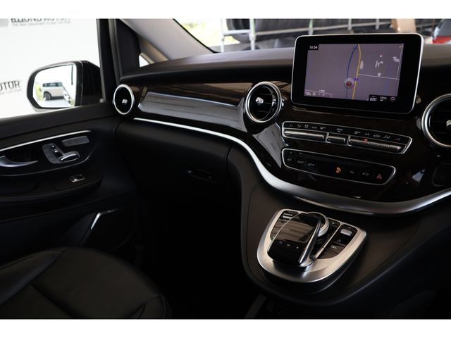 MERCEDES BENZ V class