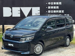 VOXY HYBRID