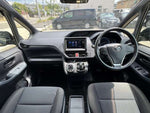 VOXY HYBRID