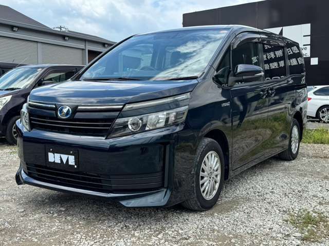 VOXY HYBRID