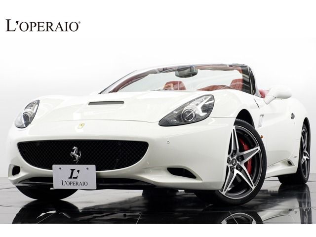 FERRARI California 30
