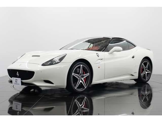 FERRARI California 30