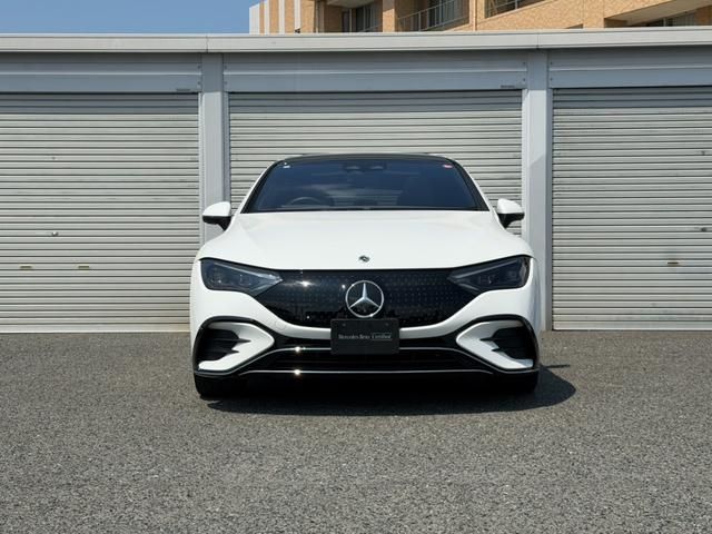MERCEDES BENZ EQE
