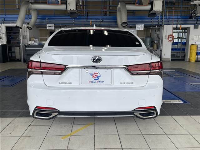 LEXUS LS500