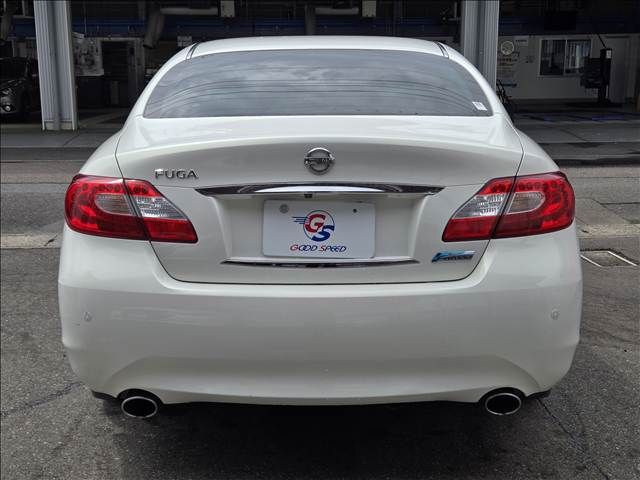 FUGA HYBRID