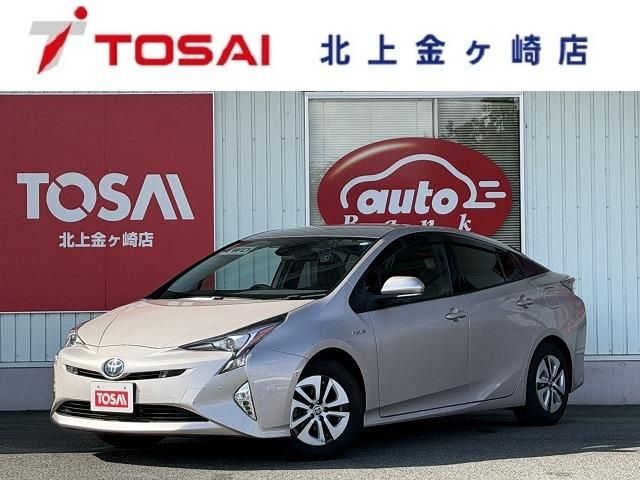 PRIUS 4WD