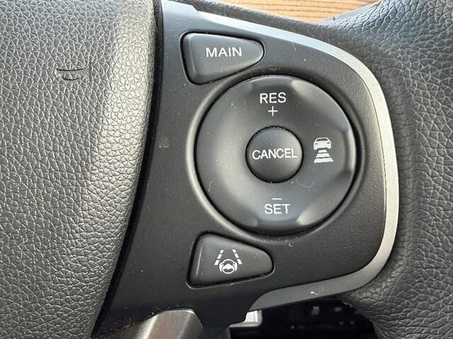 FREED plus HYBRID 4WD
