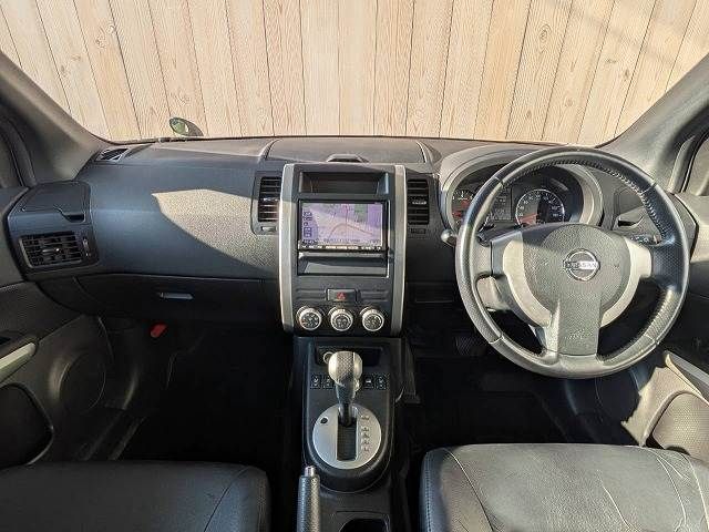 X-TRAIL 4WD