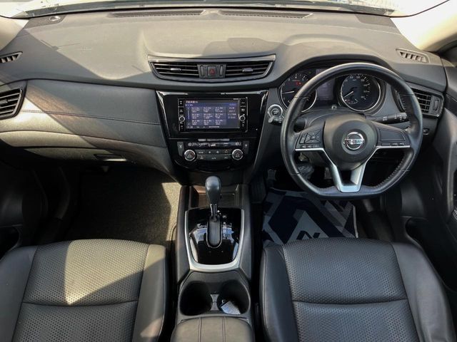 X-TRAIL 2WD