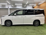 VOXY HYBRID