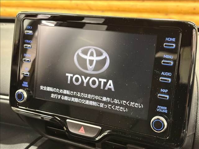 YARIS CROSS