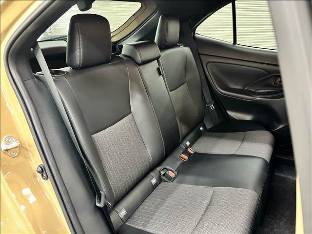 YARIS CROSS