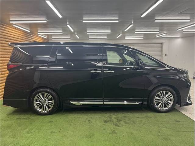 ALPHARD hybrid
