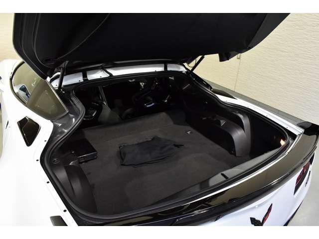 CHEVROLET CORVETTE COUPE