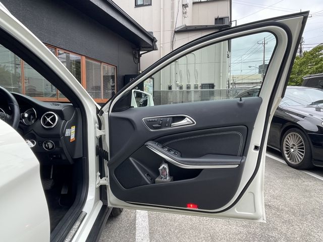 MERCEDES BENZ GLA class