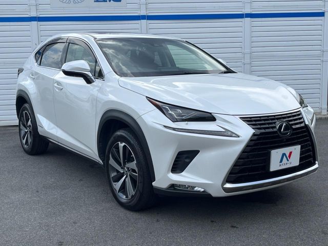 LEXUS NX300h