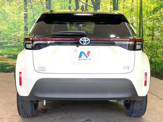 YARIS CROSS HYBRID