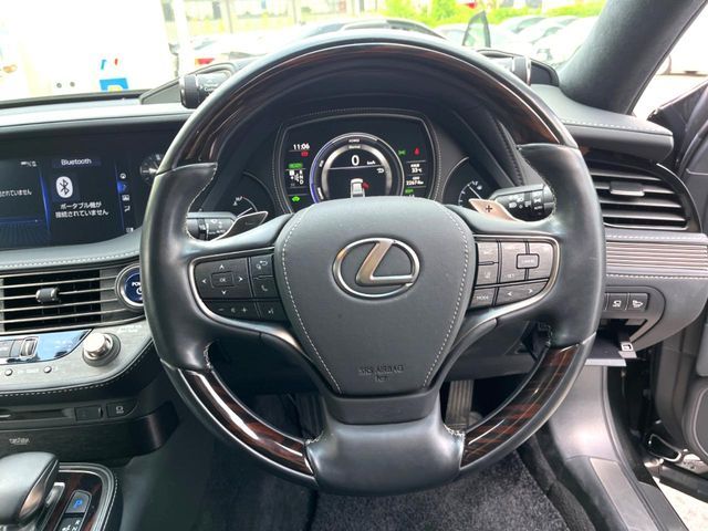 LEXUS LS500h