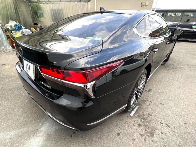 LEXUS LS500h