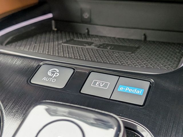 X-TRAIL HYBRID 4WD