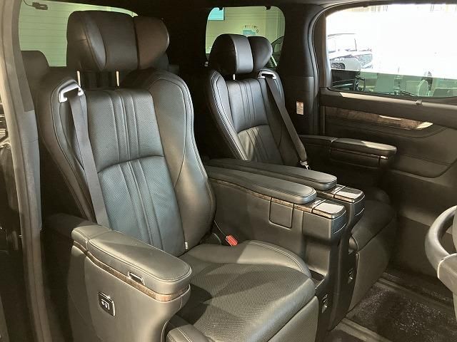 ALPHARD hybrid 4WD