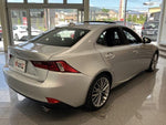 LEXUS IS200t