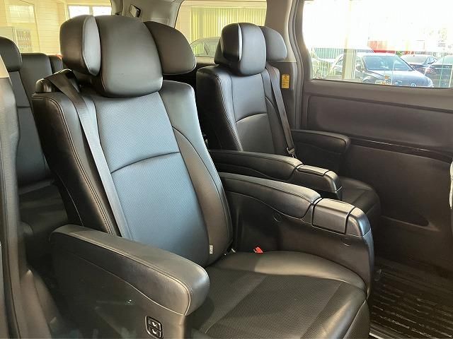 ALPHARD hybrid 4WD