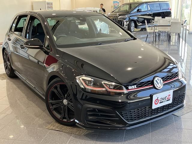 VOLKSWAGEN GOLF GTI