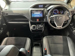 VOXY HYBRID
