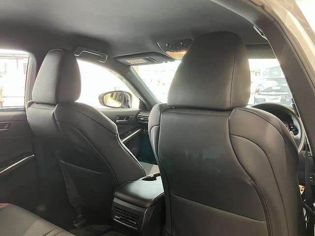 LEXUS IS300