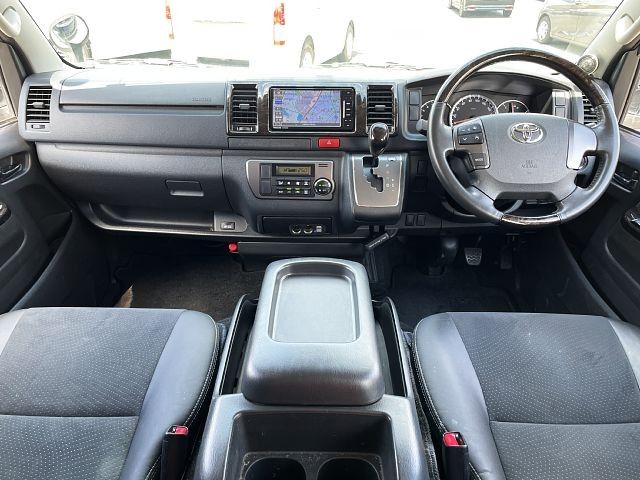 HIACE van 2WD