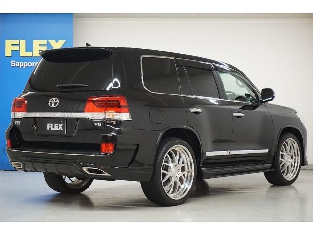 LANDCRUISER wagon