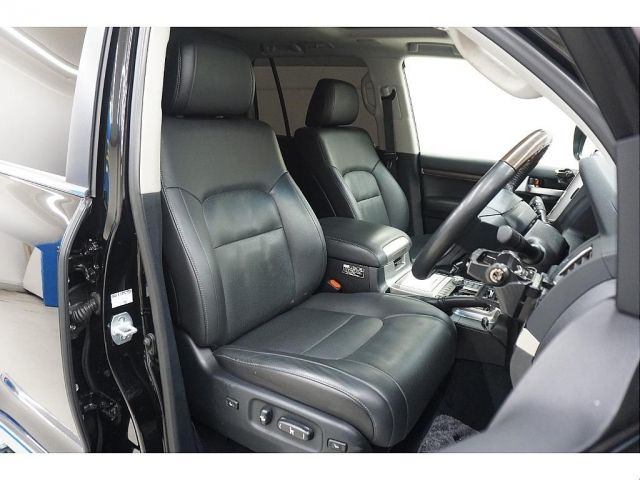 LANDCRUISER wagon