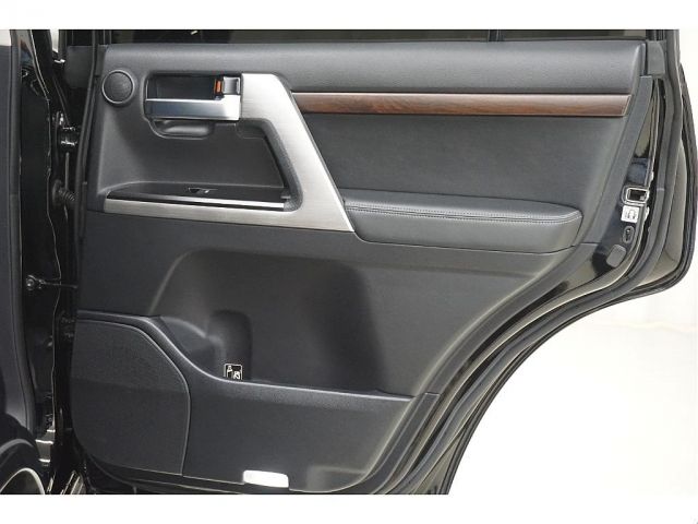 LANDCRUISER wagon