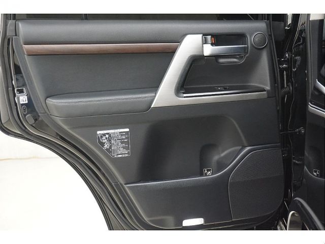 LANDCRUISER wagon