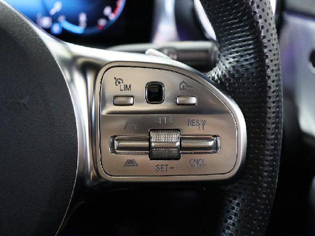 MERCEDES BENZ CLA class