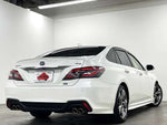 CROWN sedan hybrid