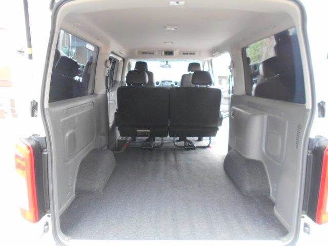 NV350 CARAVAN