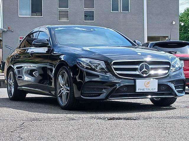 MERCEDES BENZ E class sedan