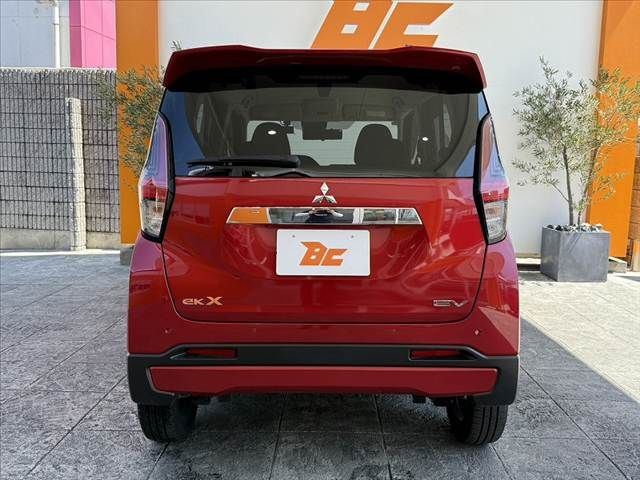 ek X EV