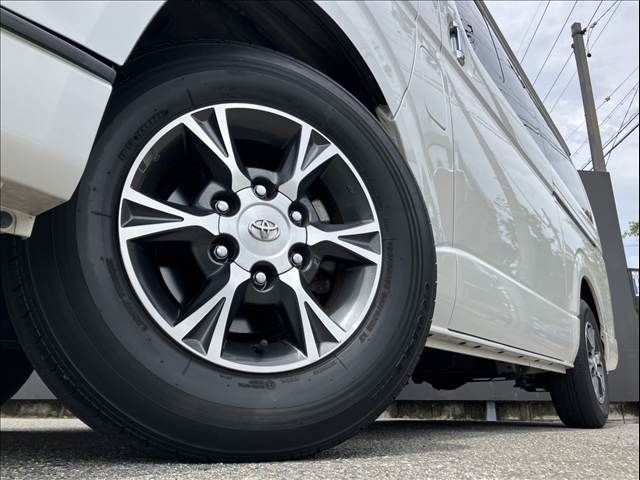 HIACE van 2WD