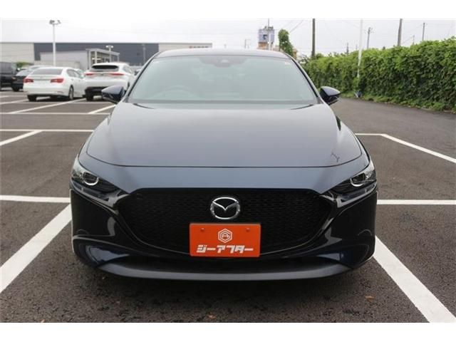 MAZDA3 FASTBACK